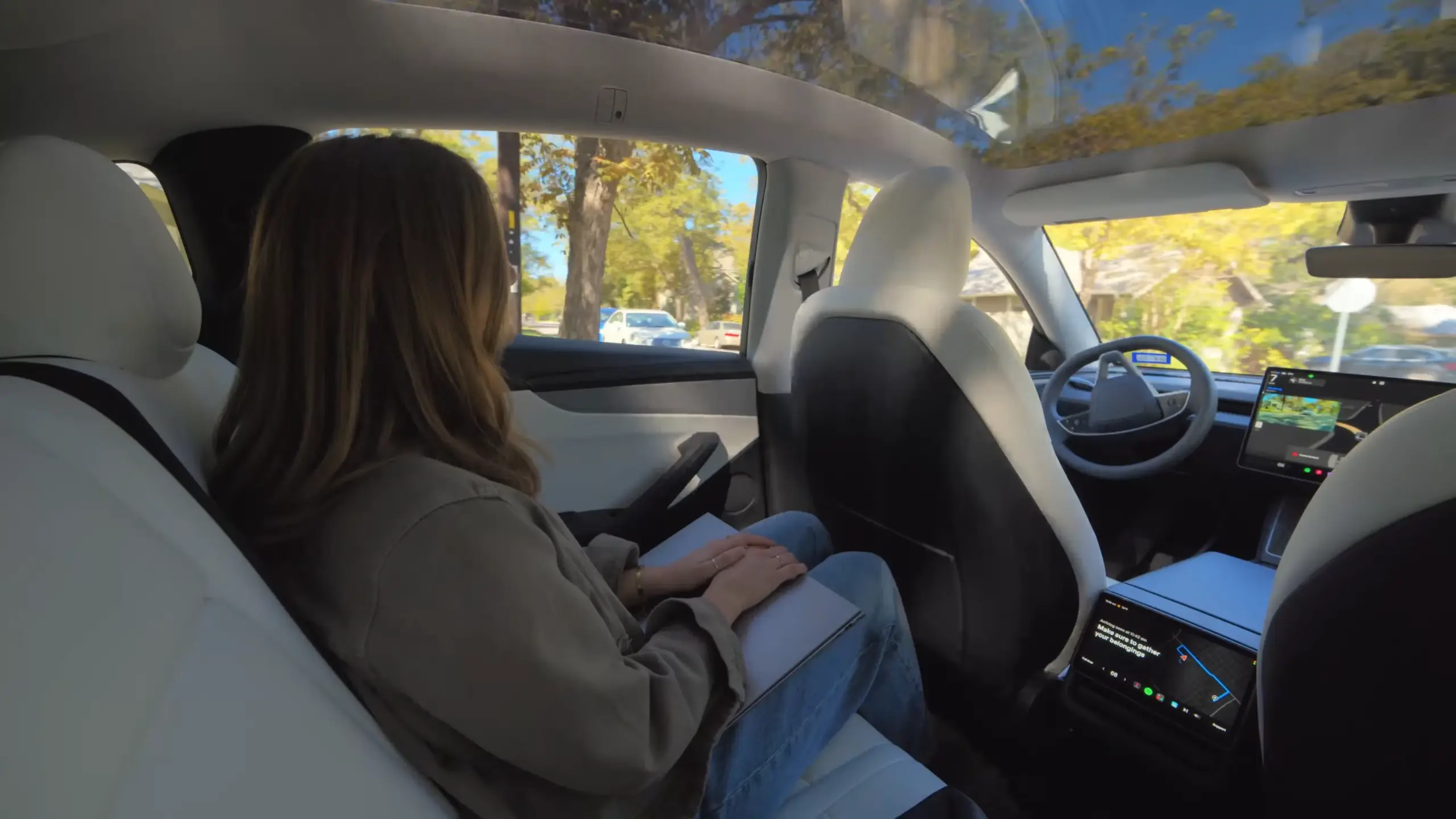 Η Tesla ανακοινώνει κάτι μεγάλο για το μέλλον του αυτοκινήτου στις 3 Σεπτεμβρίου