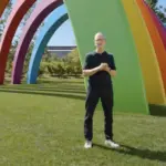 Τέλος εποχής στην Apple: Το τελευταίο μήνυμα του Tim Cook στους εργαζομένους