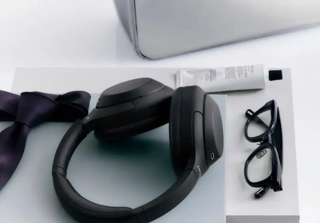 Το Sony WH-1000XM4C φέρνει Bluetooth 6 και ανανεωμένο ήχο