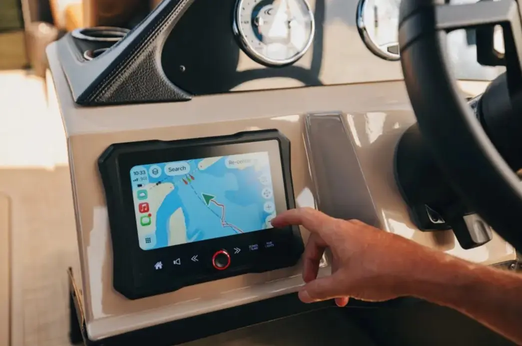 Apple CarPlay και Android Auto πάνε στη θάλασσα: Από τα αυτοκίνητα περνούν πλέον και στα σκάφη