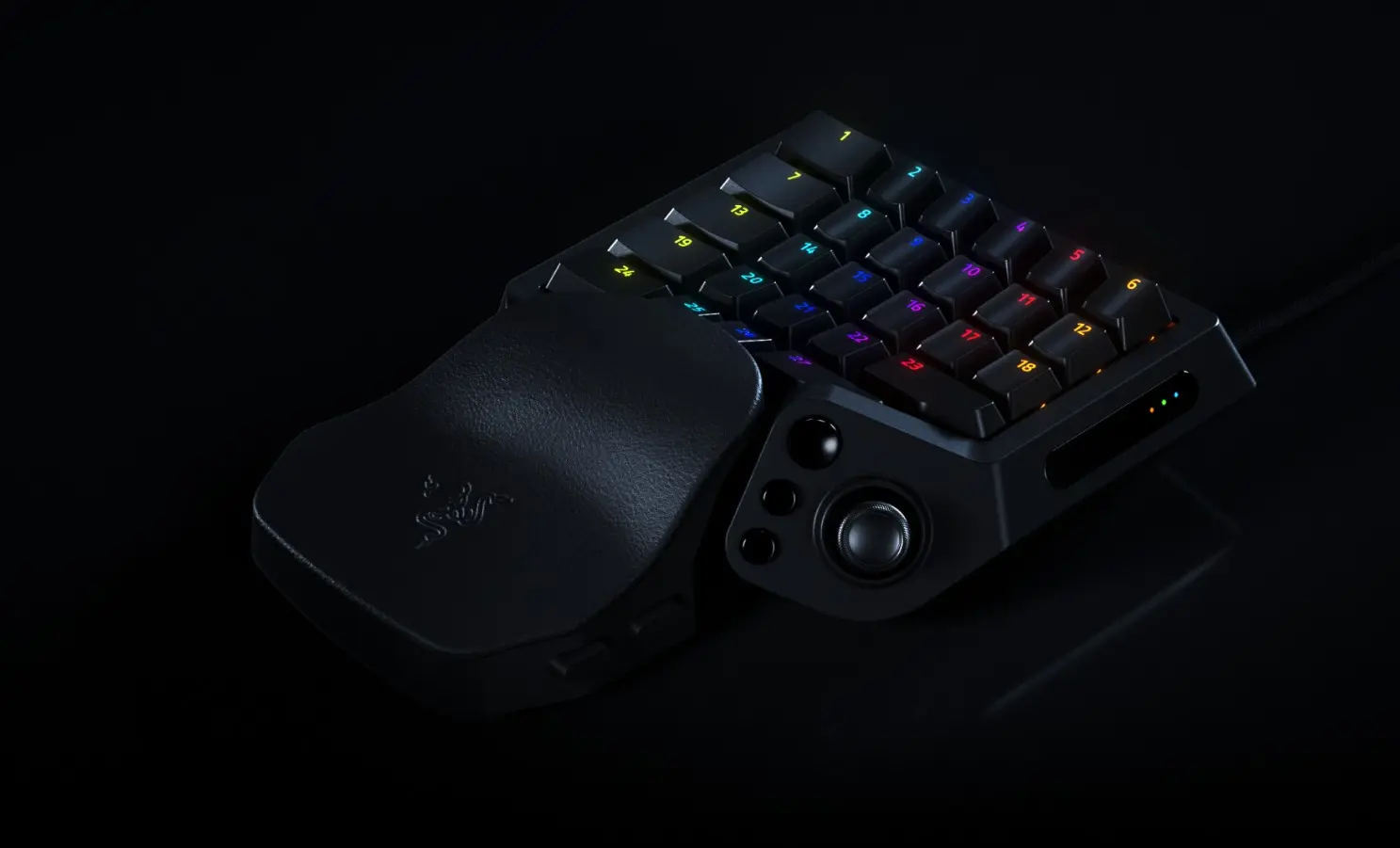 Razer Tartarus V2 Pro: Το gaming keypad των 219 ευρώ θέλει να βάλει τα πάντα κάτω από ένα χέρι
