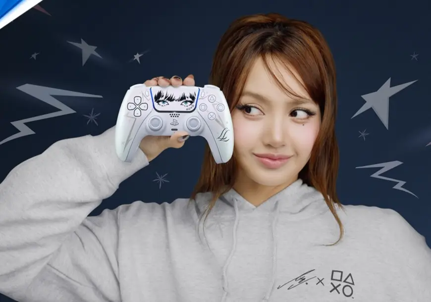 Lisa x PlayStation: Η Lisa σχεδίασε το δικό της συλλεκτικό DualSense