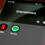 Spotify: Νέα ρύθμιση βάζει τέλος στα gigabytes που γεμίζουν κρυφά το κινητό