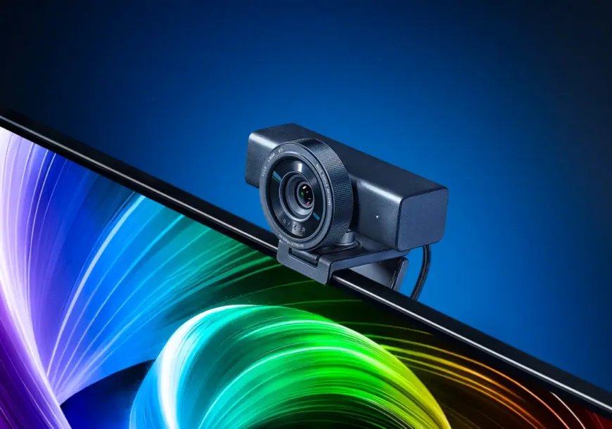 Η Razer Kiyo V2 Pro κάνει τις webcams των laptops να δείχνουν παρωχημένες