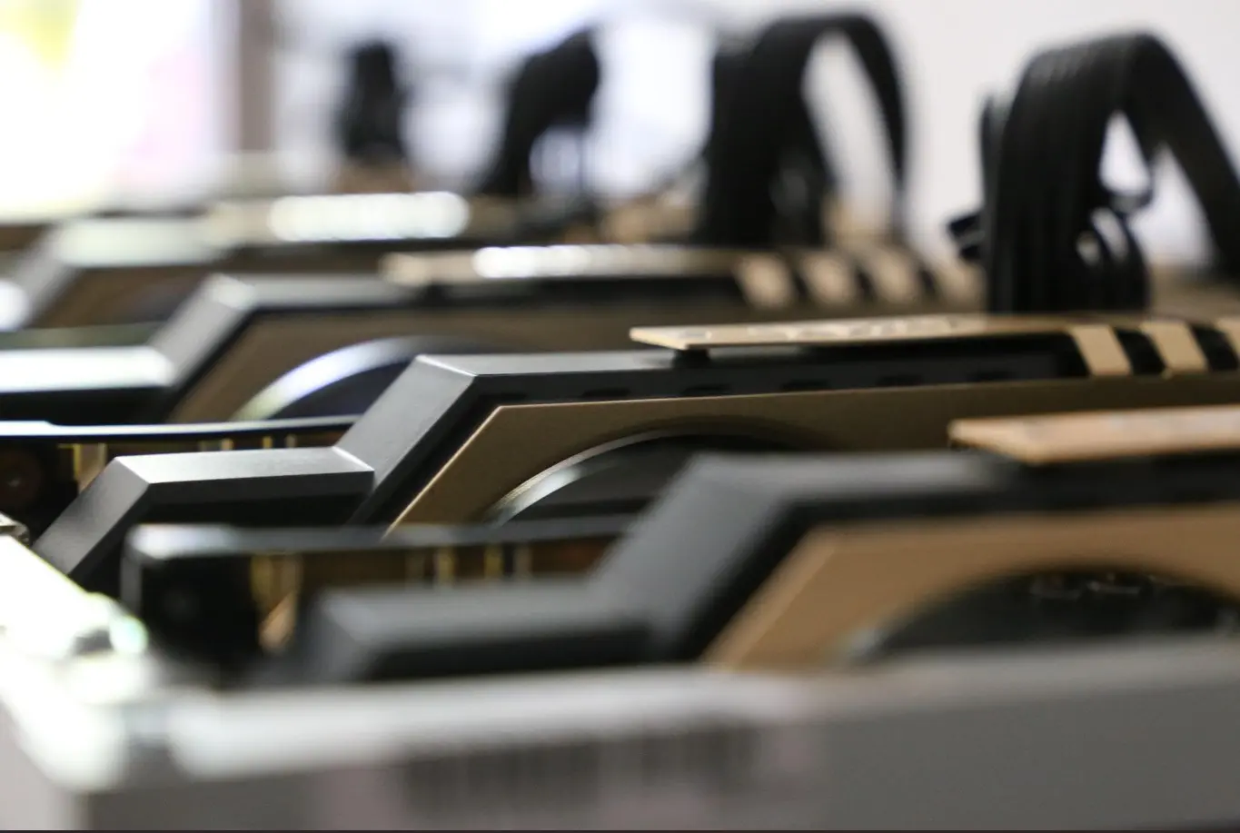 Η παλιά GPU που έχετε στο συρτάρι μπορεί να αξίζει πολύ περισσότερο απ' όσο νομίζετε 3 Η παλιά GPU που έχετε στο συρτάρι μπορεί να αξίζει πολύ περισσότερο απ' όσο νομίζετε
