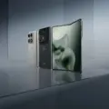 Το Motorola Razr Flex διέρρευσε και είναι πολύ μικρότερο από τα περισσότερα foldables