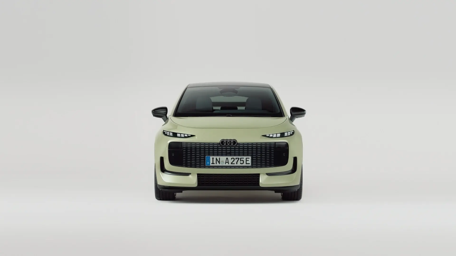 Audi A2 e-tron: Τιμή από 38.200 ευρώ και αυτονομία έως 646 χιλιόμετρα 7 Audi A2 e-tron: Τιμή από 38.200 ευρώ και αυτονομία έως 646 χιλιόμετρα