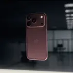 Η Apple αναπτύσσει δύο χειριστήρια για το iPhone
