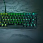 Το Razer Huntsman V3 Pro Mini είναι μικρό σε μέγεθος και ακραίο σε ταχύτητα