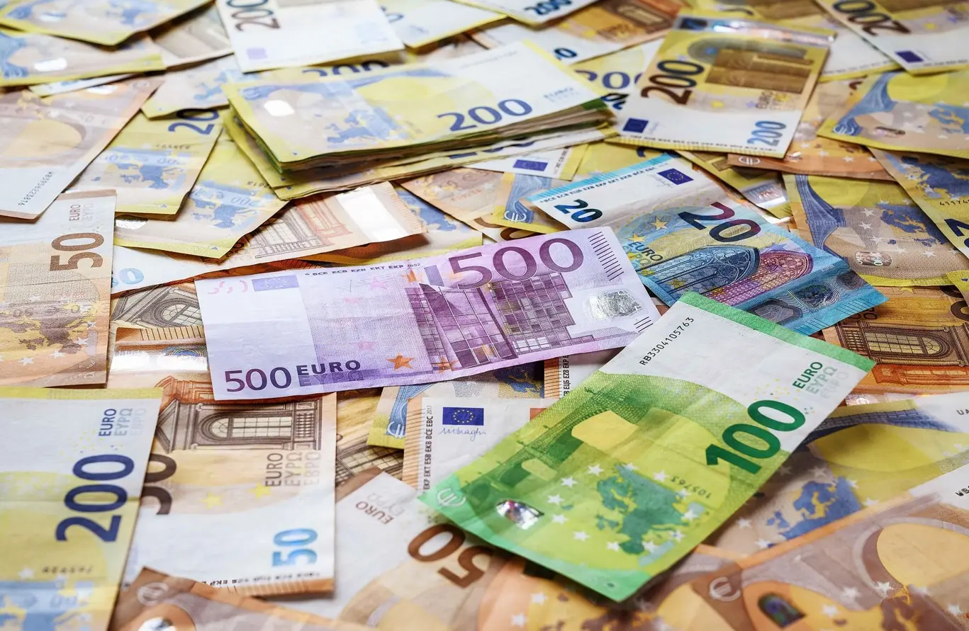 Το ΔΝΤ εκτιμά ότι η AI στηρίζει την παγκόσμια ανάπτυξη, αλλά αλλάζει το 40% των θέσεων εργασίας