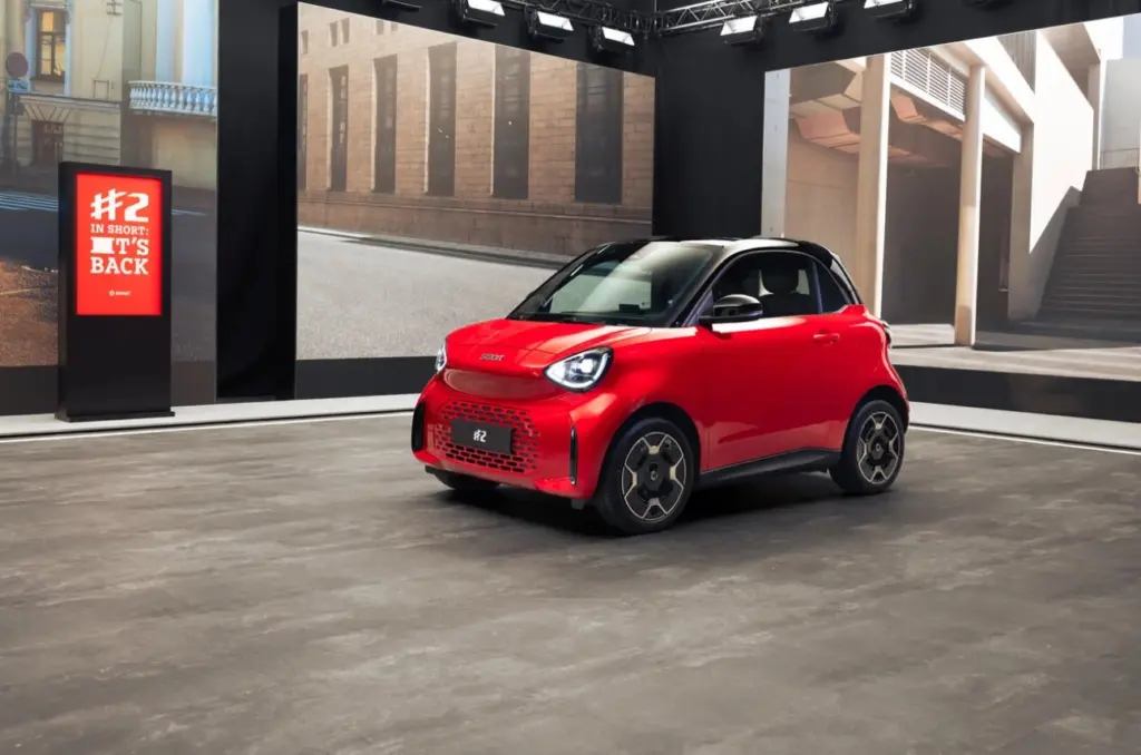 Το θρυλικό smart fortwo επιστρέφει ως ηλεκτρικό smart #2 με αυτονομία 290 km