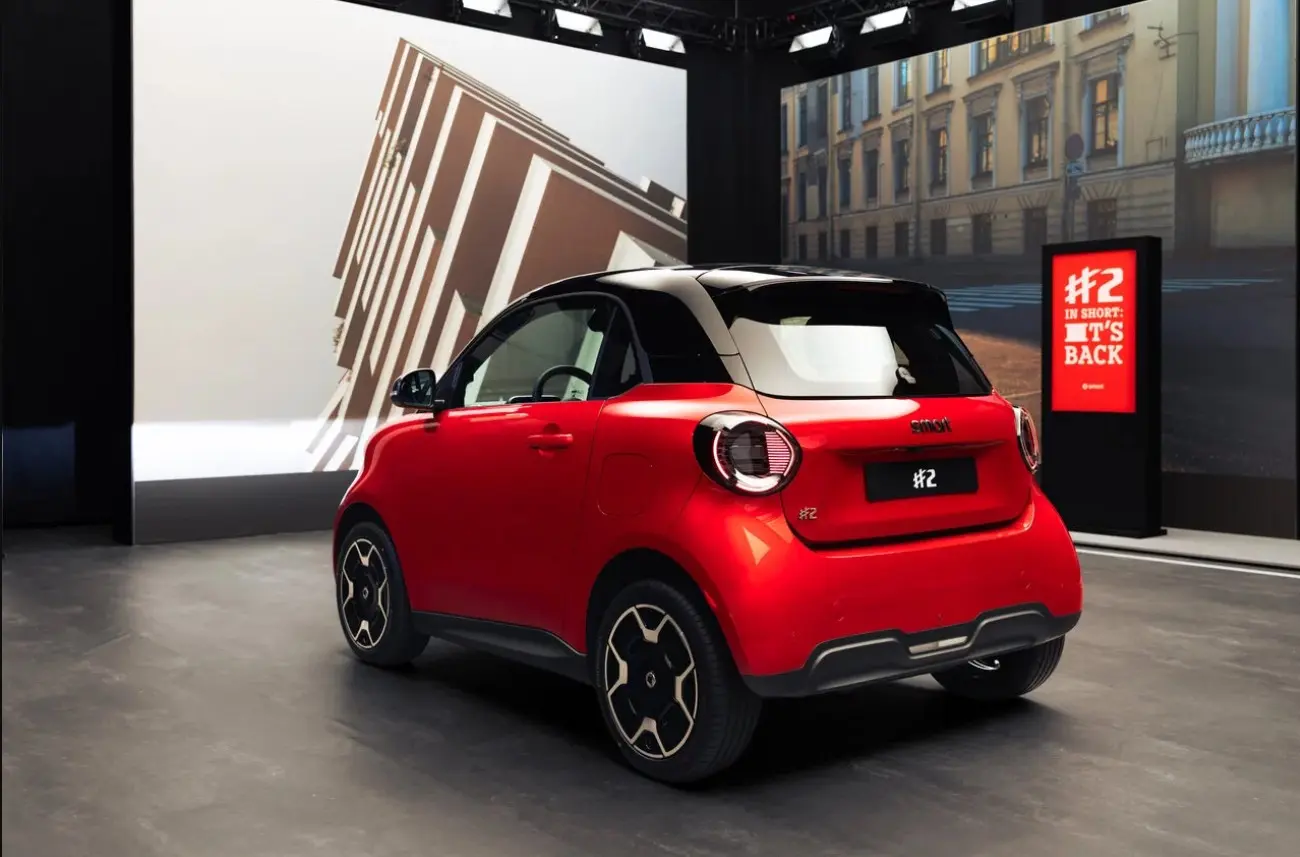 Το θρυλικό smart fortwo επιστρέφει ως ηλεκτρικό smart #2 με αυτονομία 290 km 1 Το θρυλικό smart fortwo επιστρέφει ως ηλεκτρικό smart #2 με αυτονομία 290 km