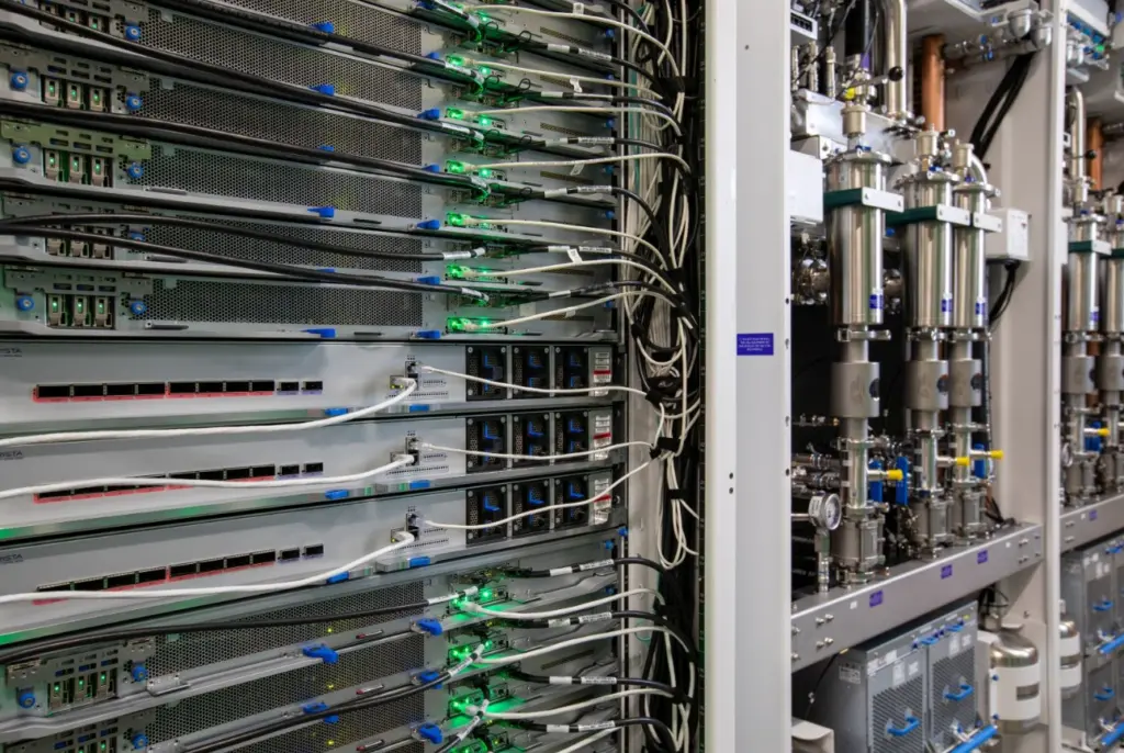 Η Microsoft εγκαταλείπει μεγάλο AI data center στη Βρετανία γιατί το ηλεκτρικό δίκτυο δεν επαρκεί