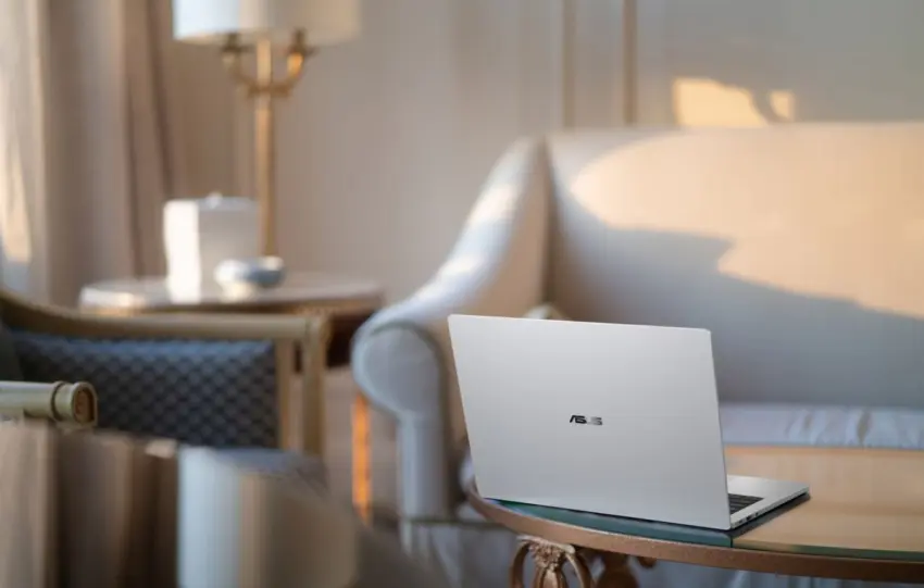 Η ASUS φέρνει οθόνη OLED 3K στα επαγγελματικά laptops με το νέο ExpertBook A7