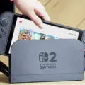 Η Nintendo κυκλοφορεί νέο Switch 2 με μπαταρία που αλλάζει