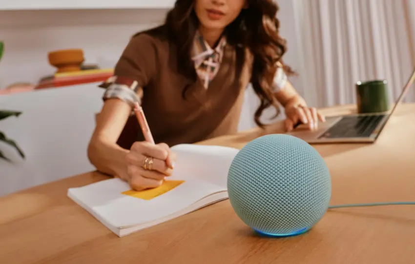 Η Amazon παρουσίασε νέα έξυπνα ηχεία Echo με Alexa+