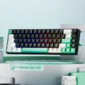 Η Razer παρουσίασε το Reclusa Mini 65% με magnetic switches και ασύρματη λειτουργία