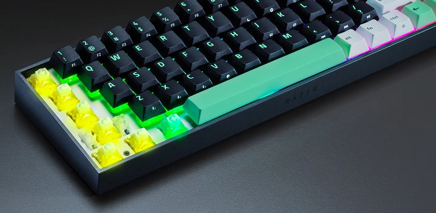Η Razer παρουσίασε το Reclusa Mini 65% με magnetic switches και ασύρματη λειτουργία