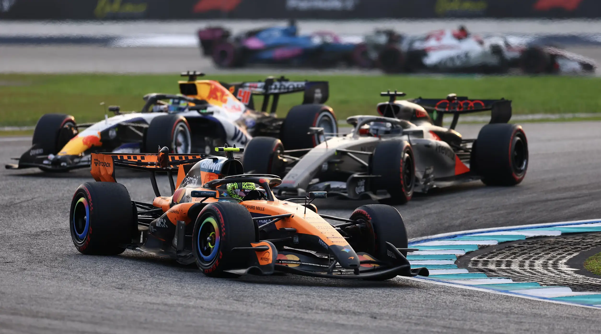 Χάος προκάλεσε στην F1 ένα bug στο λογισμικό των μονοθέσιων