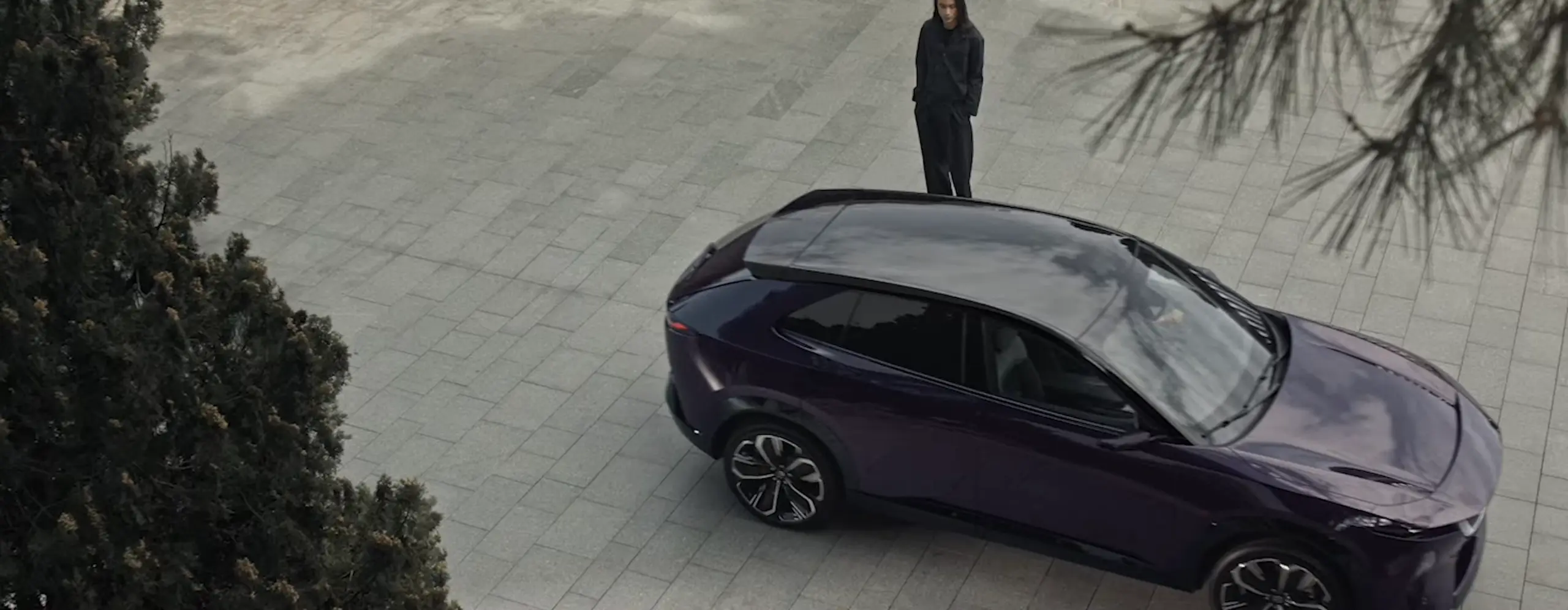 Το Mazda CX-6e μπορεί να μιλήσει στους πεζούς και ναι, μπορεί ακόμη και να τους βρίσει