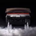 Το Tesla Roadster που πετά και αψηφά την βαρύτητα δεν έχει άδεια νέες φωτογραφίες και οι εκδόσεις