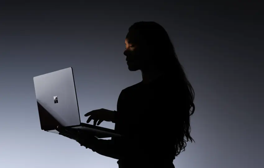 Η Microsoft αλλάζει ξανά το PC - Τι περιμένουμε από το μεγάλο event της 7ης Οκτωβρίου